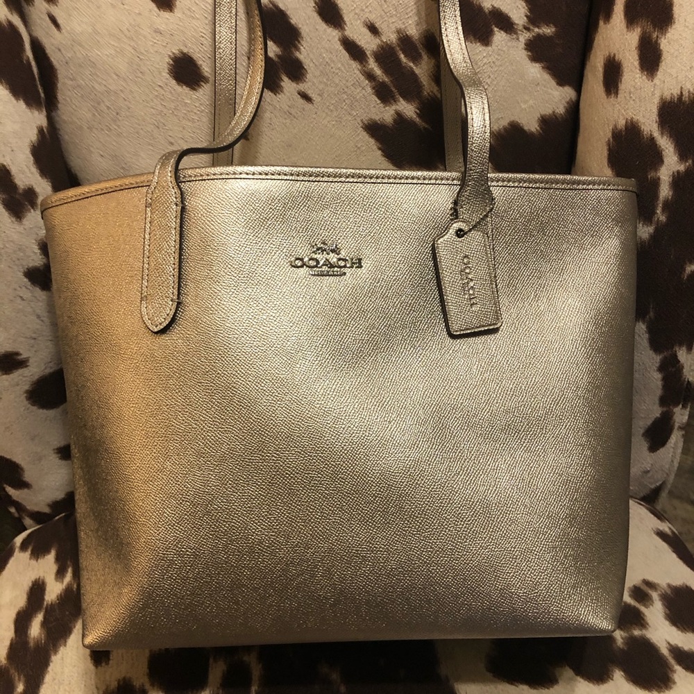 NWT Coach ZIP Tote